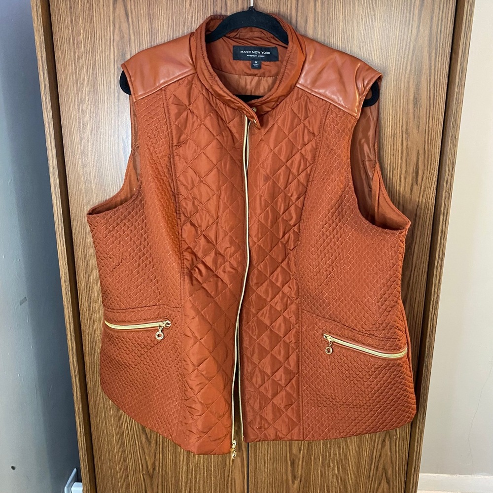Marc New York Quilted Vest Women 3X Orange Faux Leather Trim Zip Up Puffer